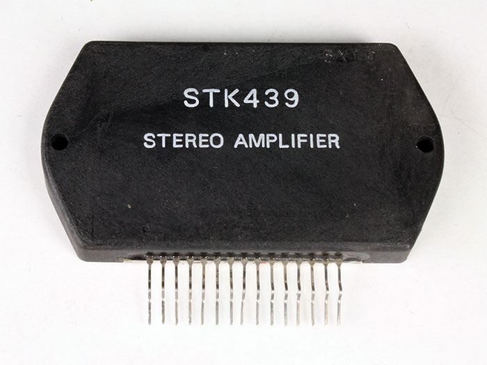 STK439 - Thick Film Hybrid IC - 2 Channel 15Wmin AF Power Amplifier